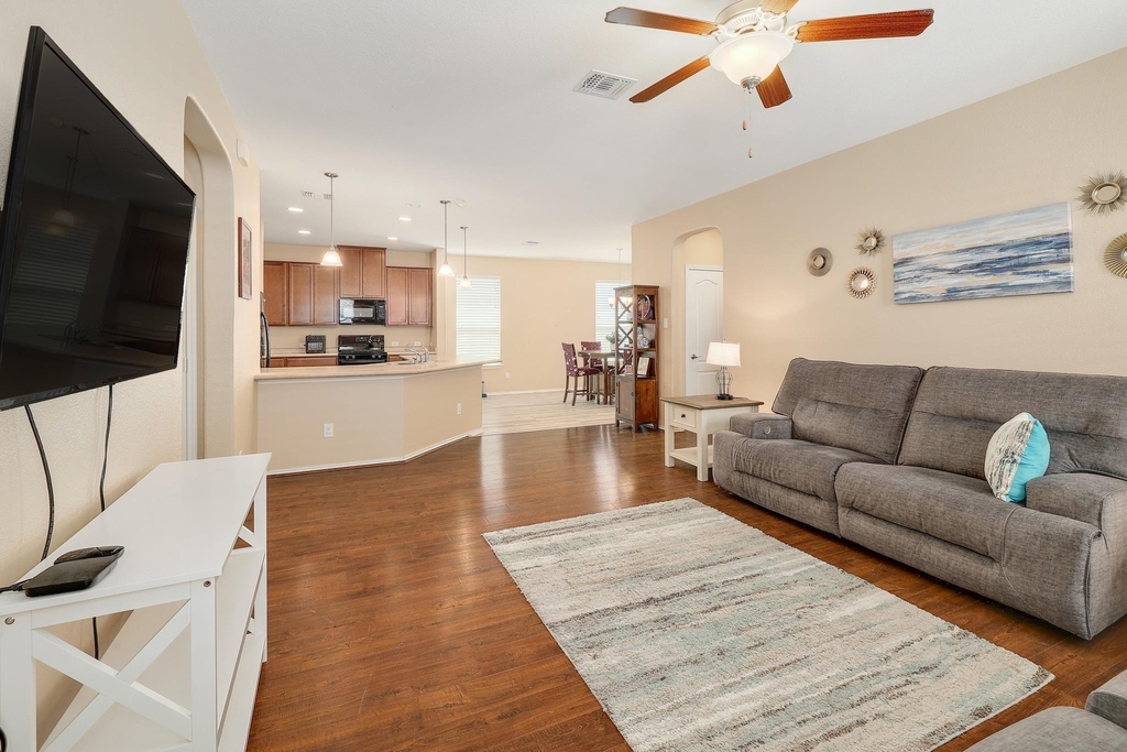 217 Sheepshank Dr - Photo 4