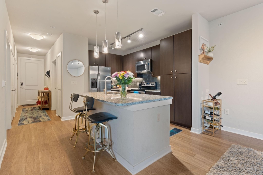 1900 Barton Springs Rd - Photo 8