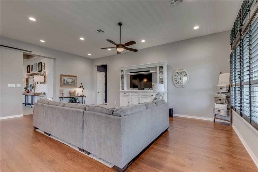 1528 Graford St - Photo 12