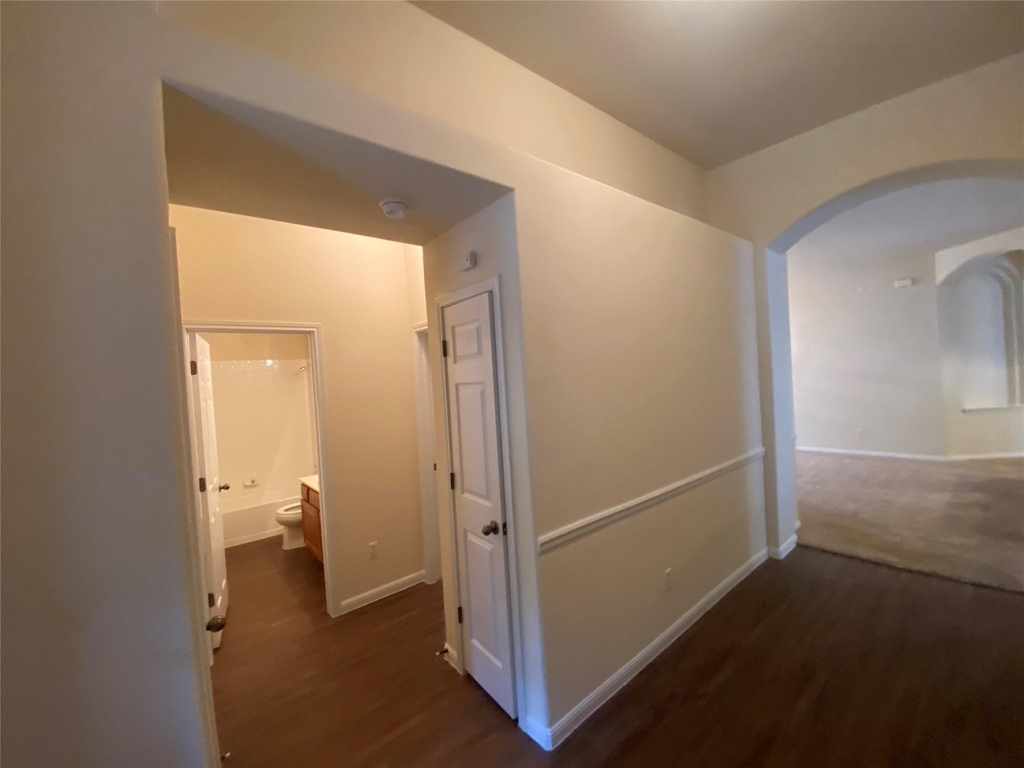 1002 Mesquite Hollow Pl - Photo 2