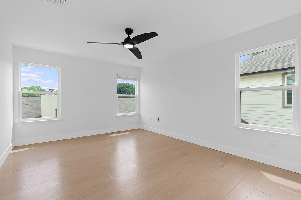 7204 Carver Ave - Photo 19