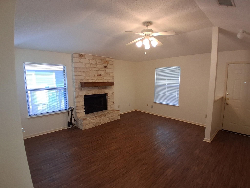 6807 Colony Loop Dr - Photo 0