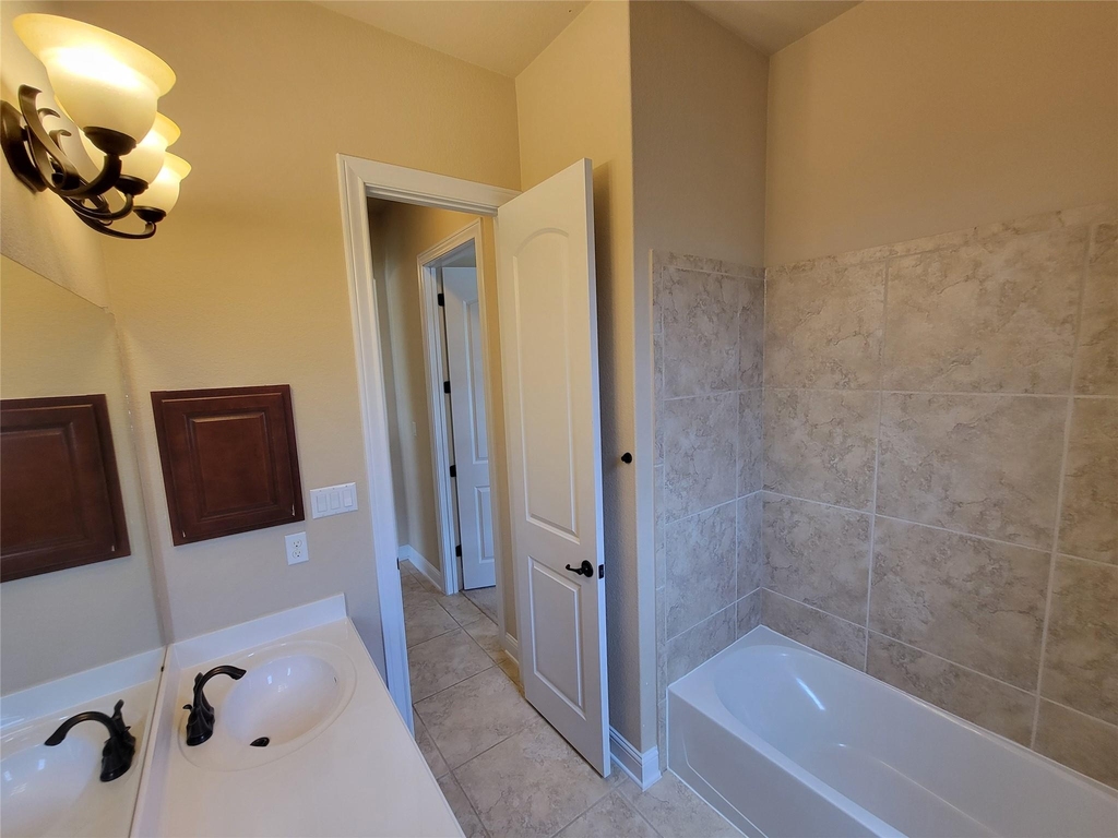 16213 Maritime Alps Way - Photo 18