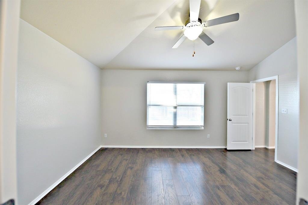 17708 Bridgefarmer Blvd - Photo 8
