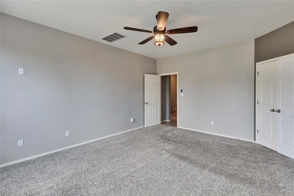 208 Norcia Loop - Photo 16