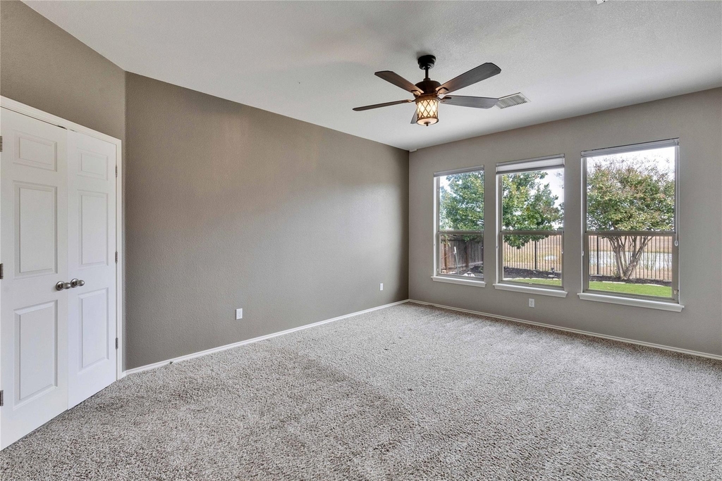 208 Norcia Loop - Photo 17