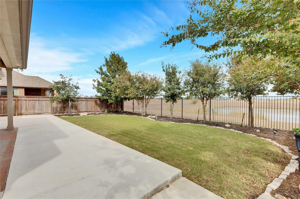 208 Norcia Loop - Photo 35
