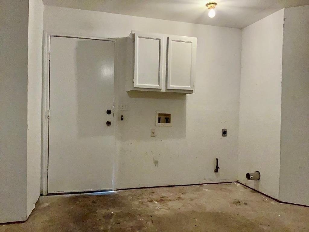 1594 Parkfield Cir - Photo 22