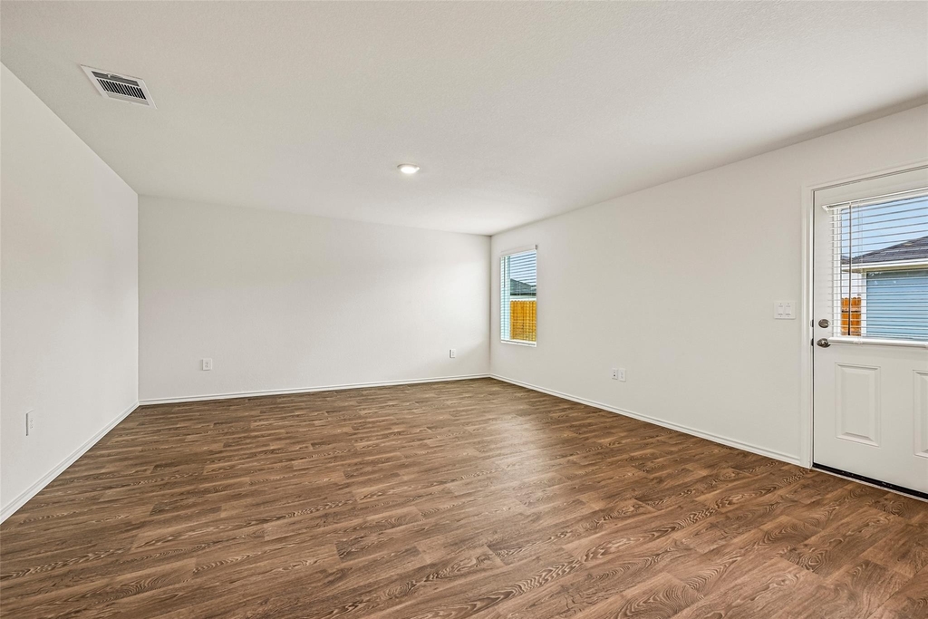 171 Bardwell Way - Photo 3