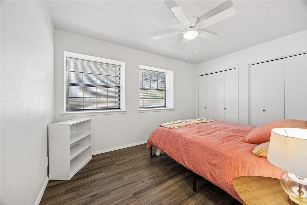 908 Riddlewood Dr - Photo 13
