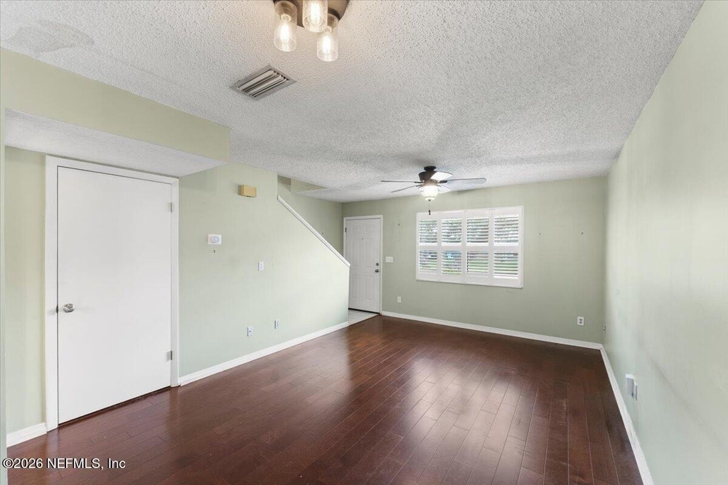 105 Rio Del Mar Street - Photo 10