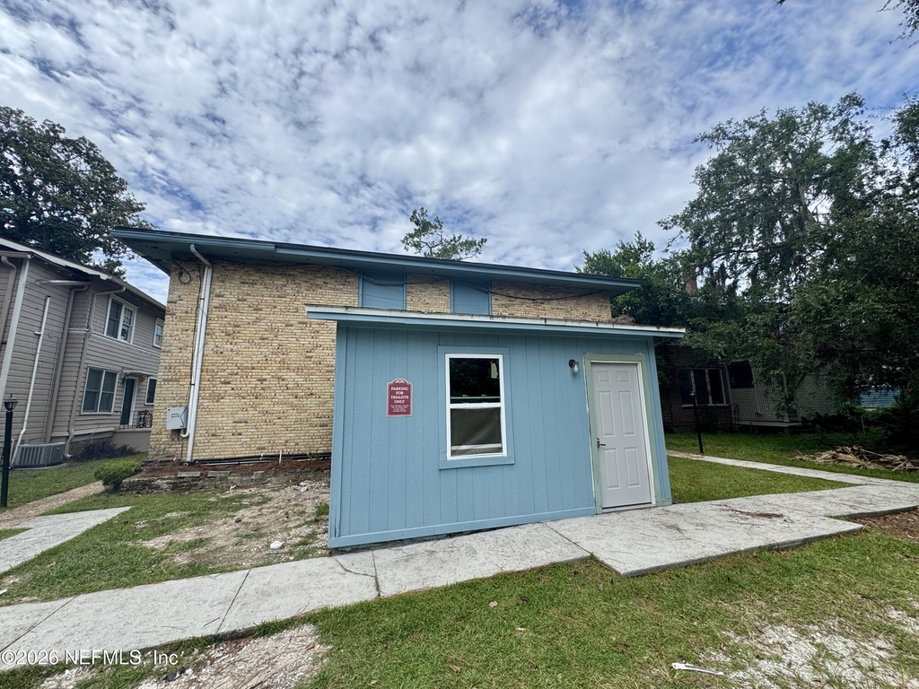 3212 Herschel Street - Photo 6