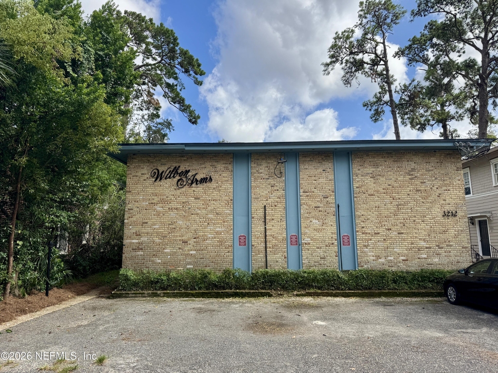 3212 Herschel Street - Photo 0