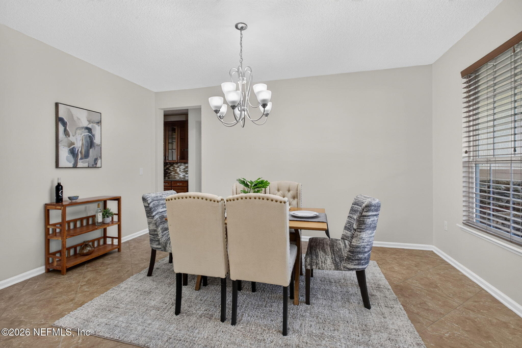 127 Rockcreek Drive - Photo 9
