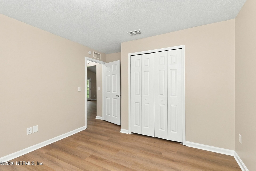 2742 Aubrey Avenue - Photo 11