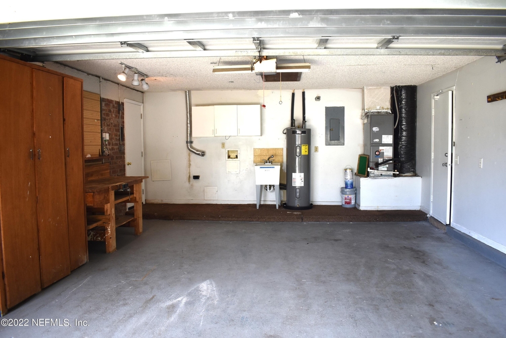 6555 Diamond Leaf Court S - Photo 24