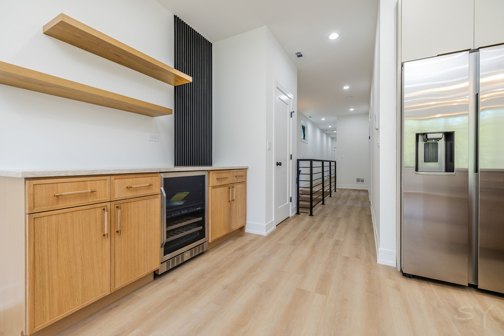3327 W Division Street - Photo 11
