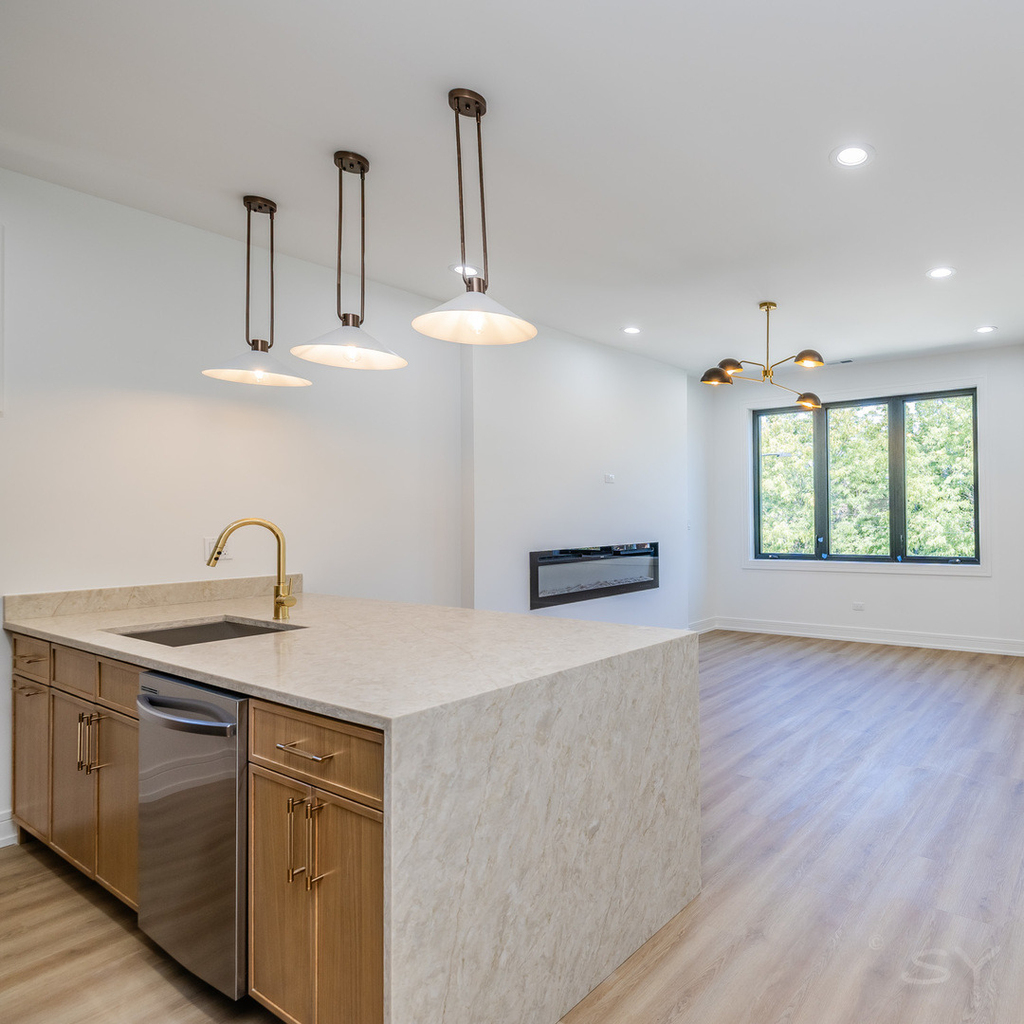 3327 W Division Street - Photo 8