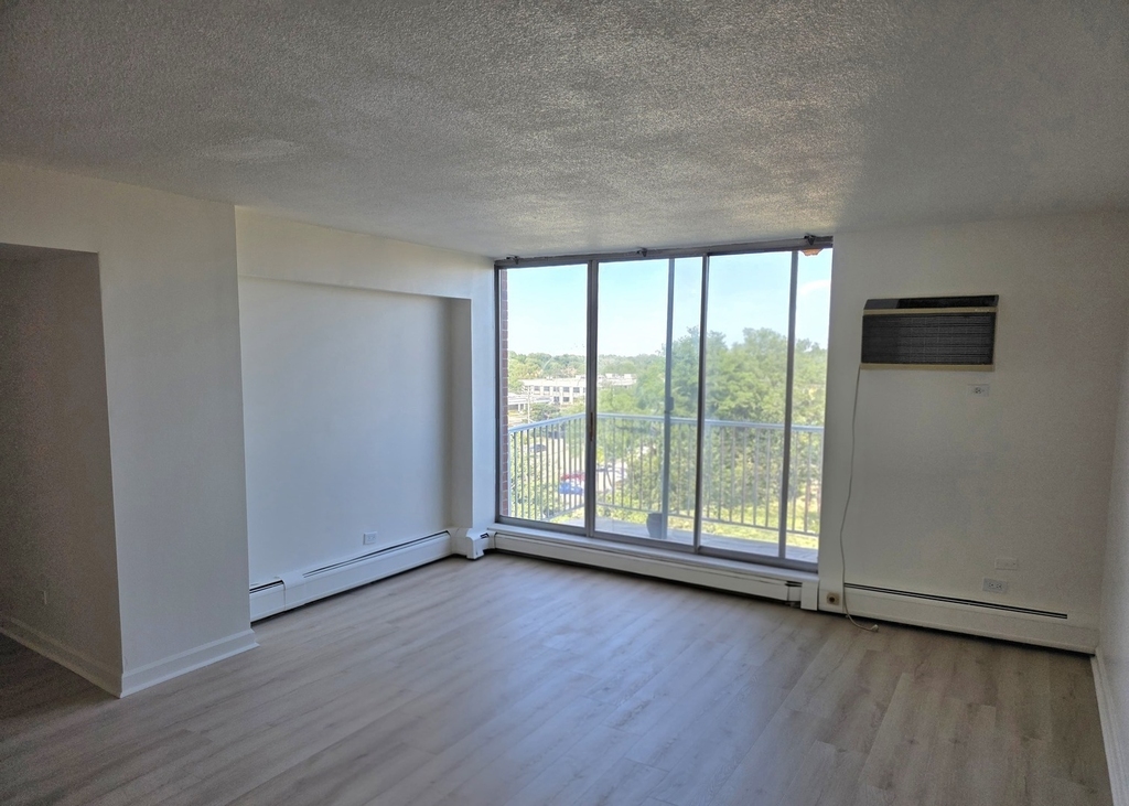2201 S Stewart Avenue S - Photo 3