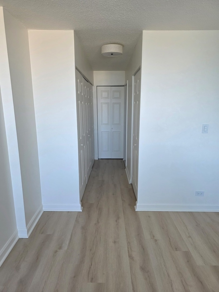 2201 S Stewart Avenue S - Photo 9