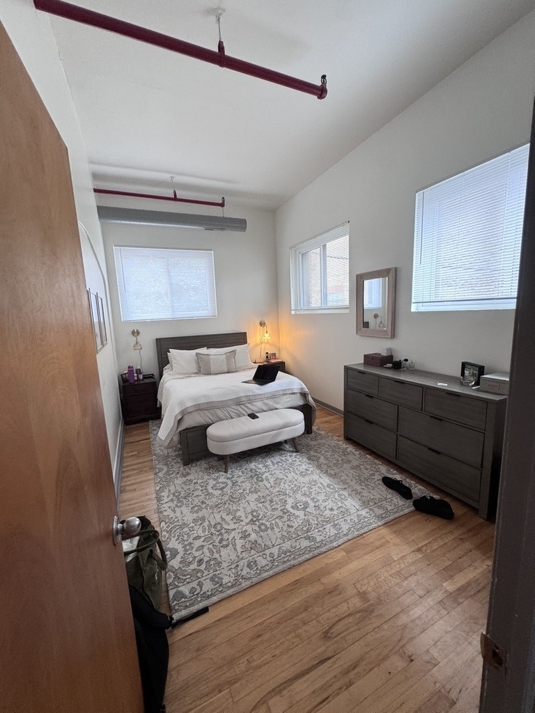 1114 W Belmont Avenue - Photo 4