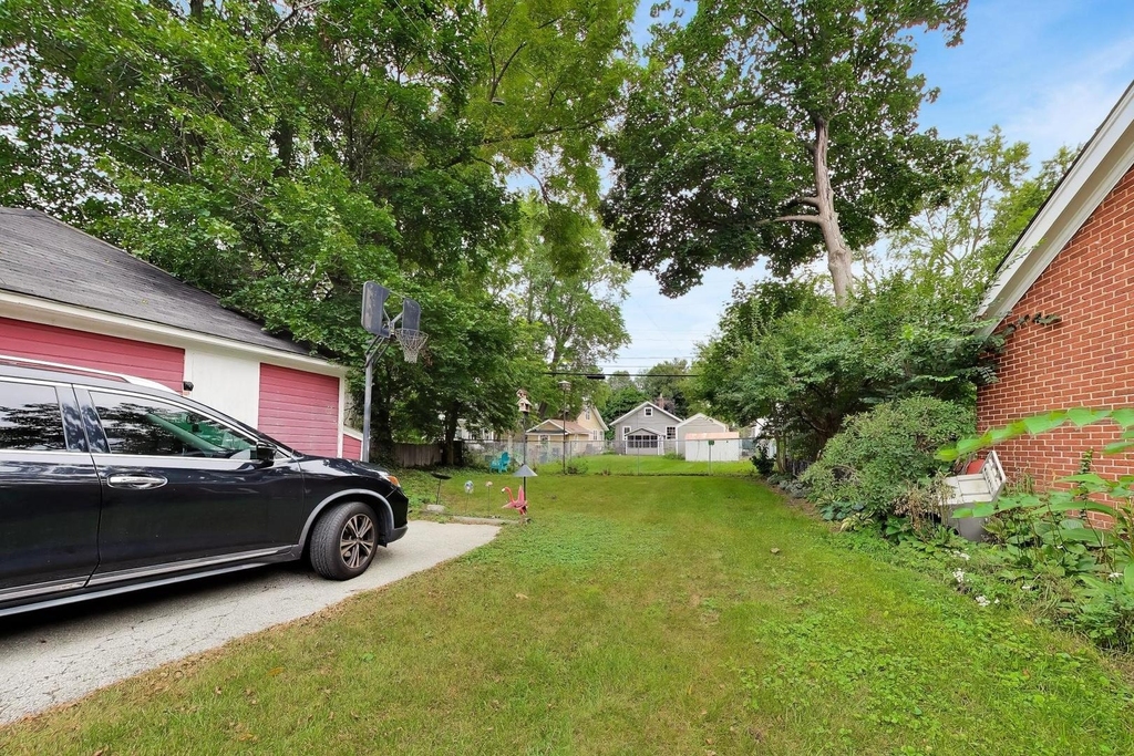 120 Commonwealth Drive - Photo 22