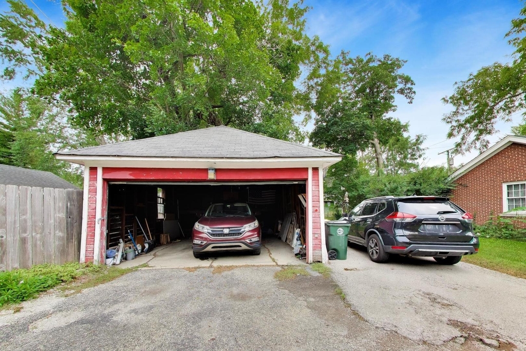 120 Commonwealth Drive - Photo 25