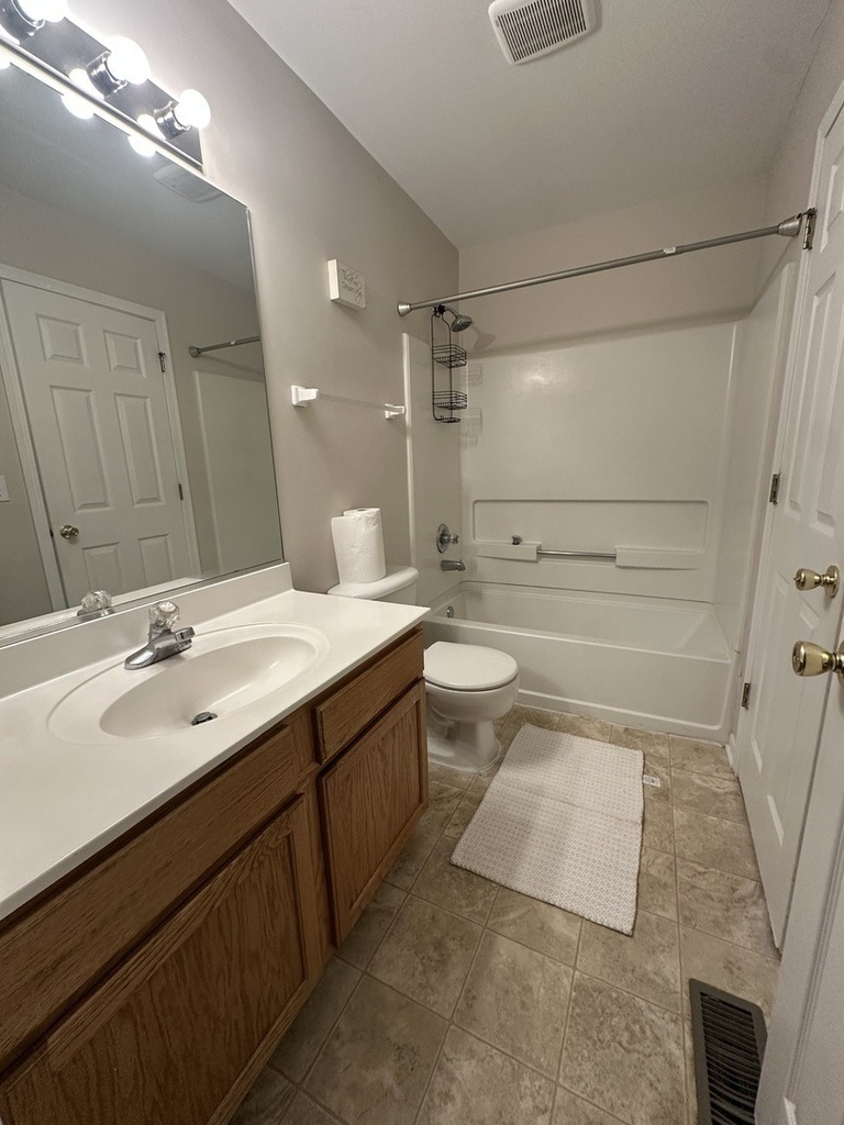 624 Blackstone Court - Photo 10