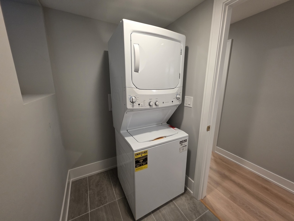 2442 W Wilson Avenue - Photo 12