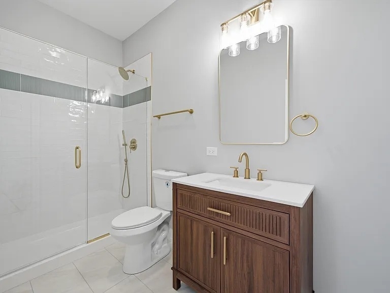 2442 W Wilson Avenue - Photo 5