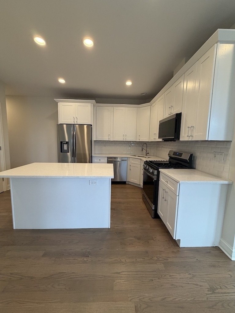 1701 W Chicago Avenue - Photo 6