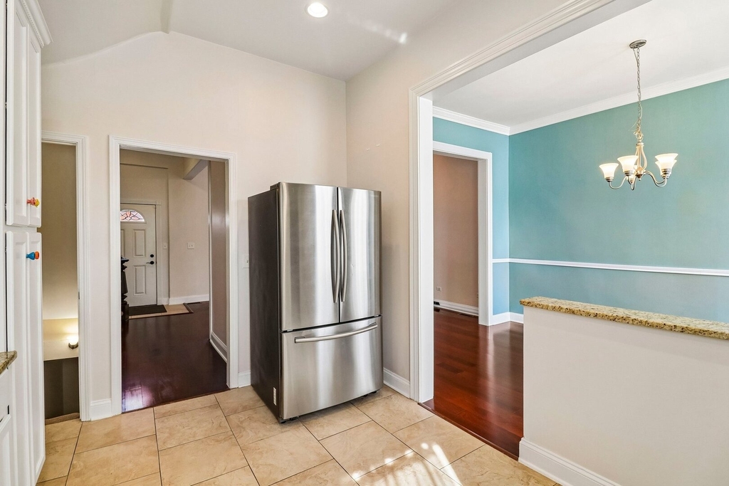 929 S Bell Avenue - Photo 4