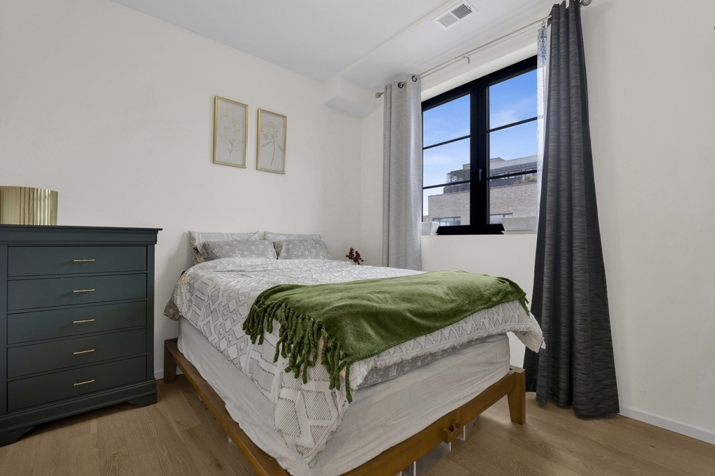 522 N Western Avenue - Photo 9