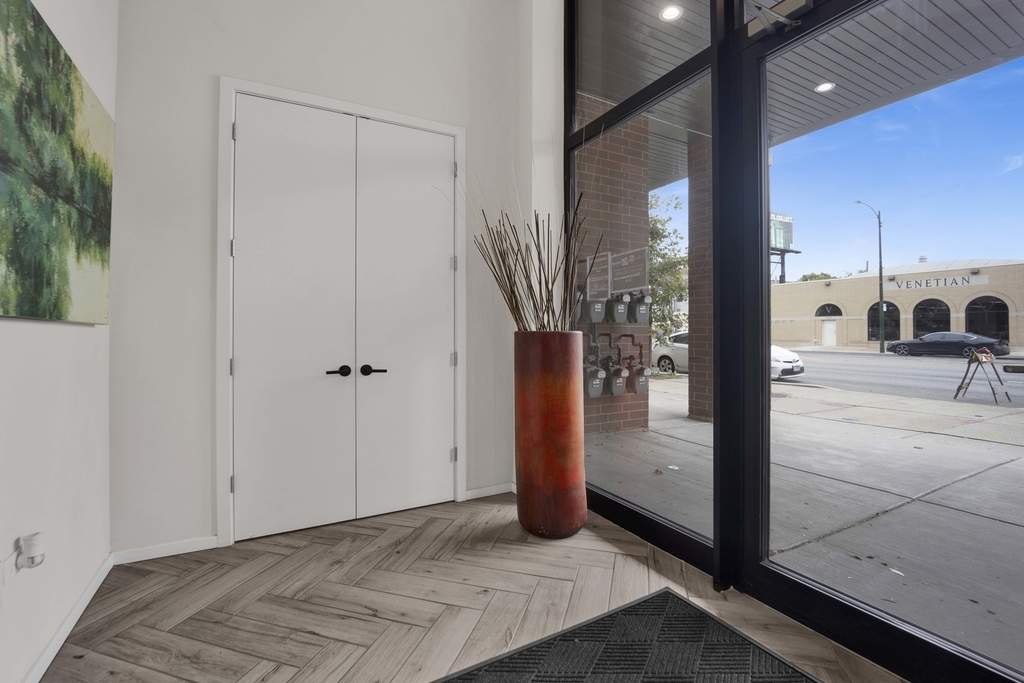 522 N Western Avenue - Photo 15