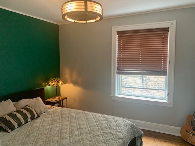 2439 W Gunnison Street - Photo 5