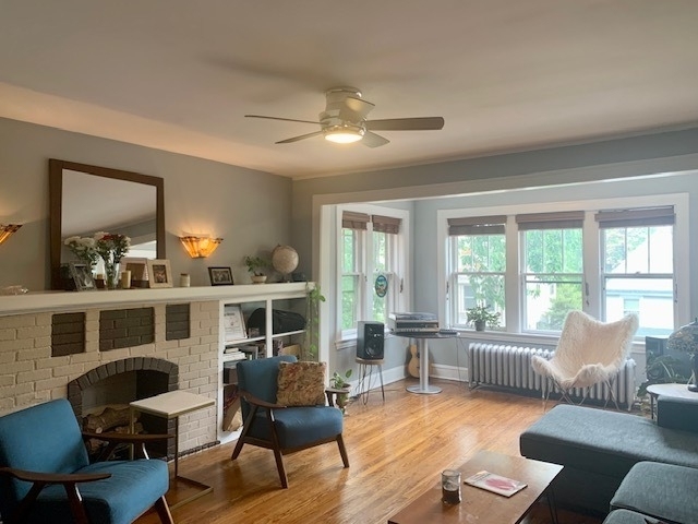 2439 W Gunnison Street - Photo 7