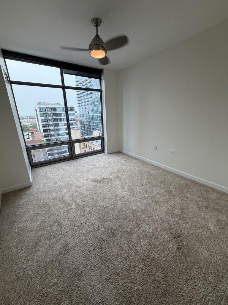 100 E 14th Street - Photo 13