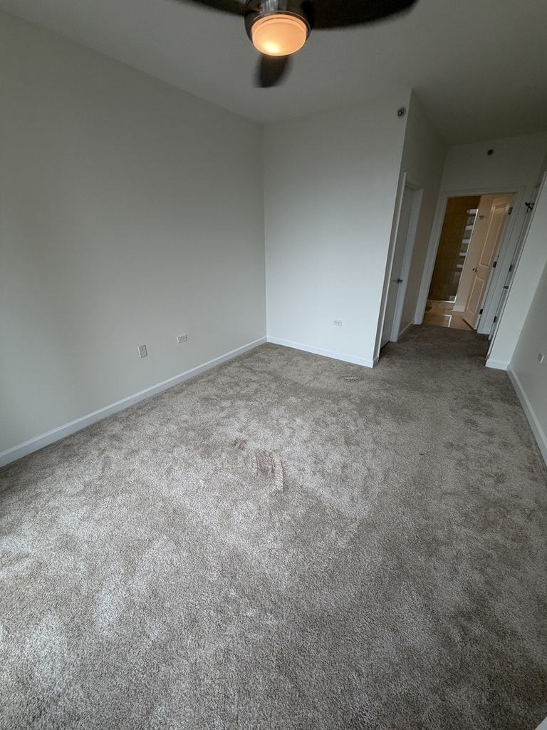 100 E 14th Street - Photo 16