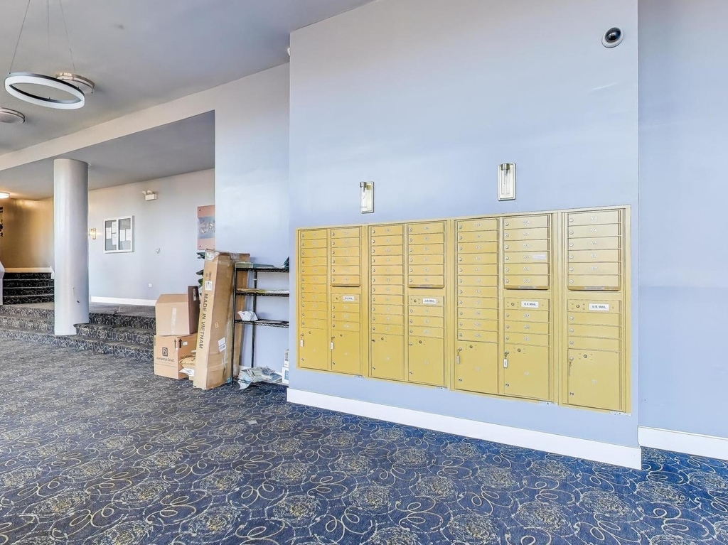 7250 N Western Avenue - Photo 3
