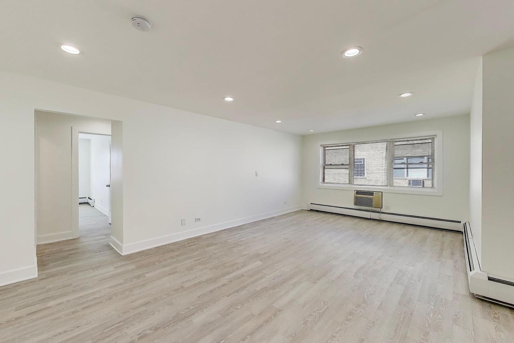 7250 N Western Avenue - Photo 4