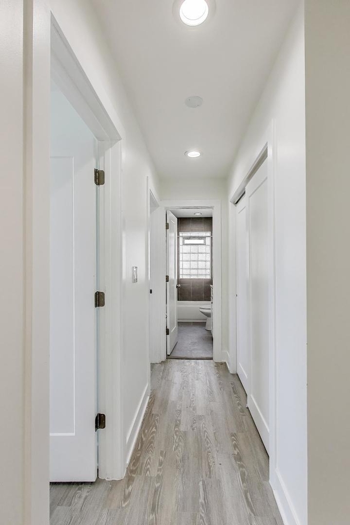 7250 N Western Avenue - Photo 8