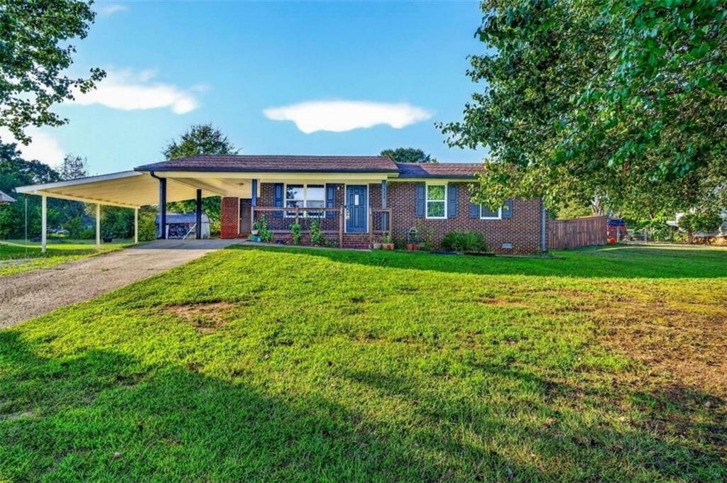 115 Northridge Drive - Photo 2