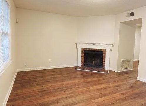 5504 Estates Court - Photo 2