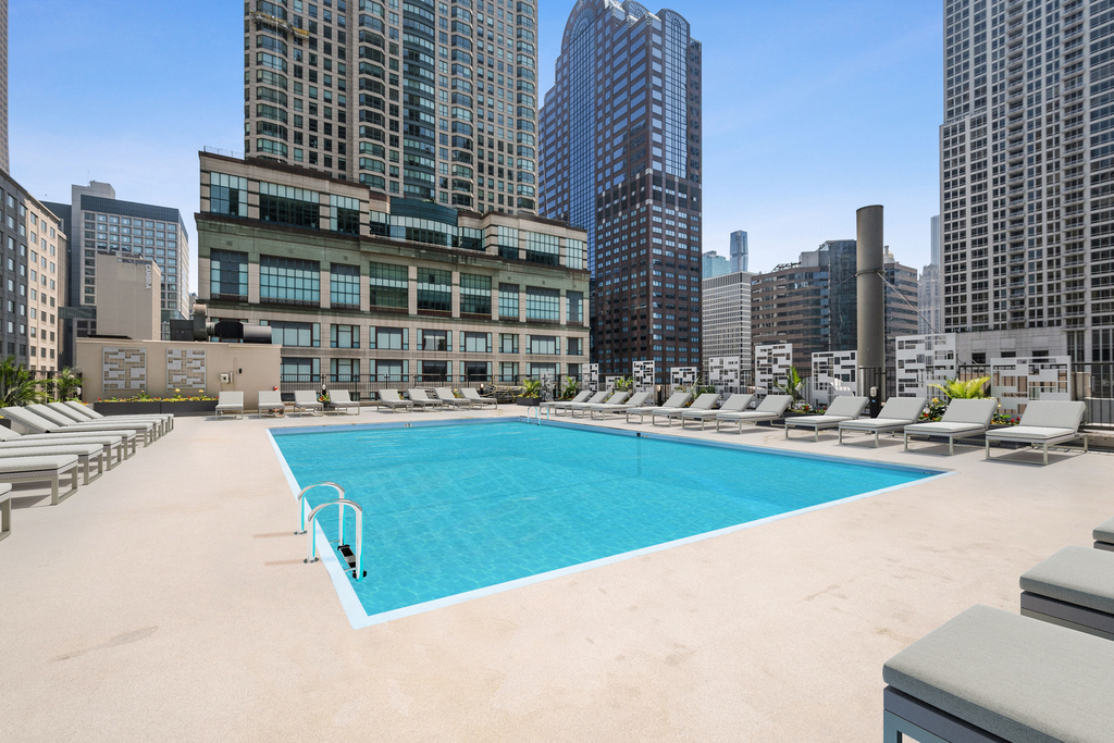 30 E Huron Street - Photo 17