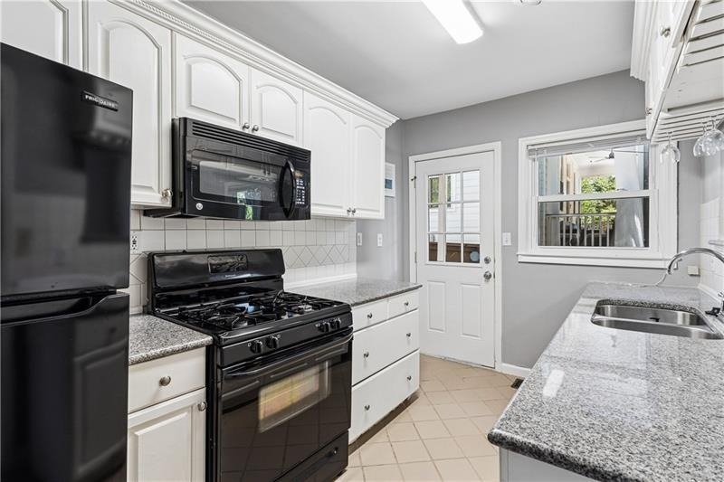 2270 1st Avenue Ne - Photo 7
