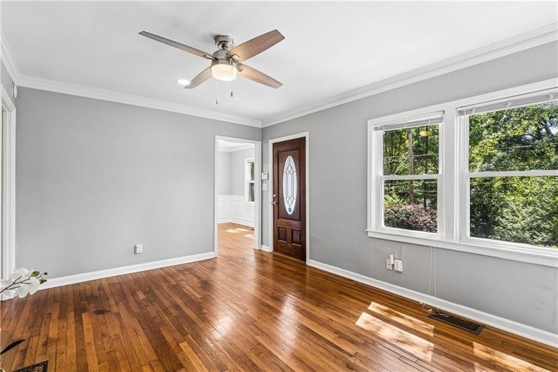 2270 1st Avenue Ne - Photo 4