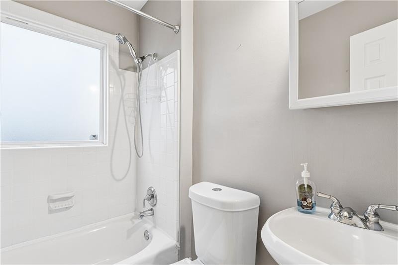 2270 1st Avenue Ne - Photo 18