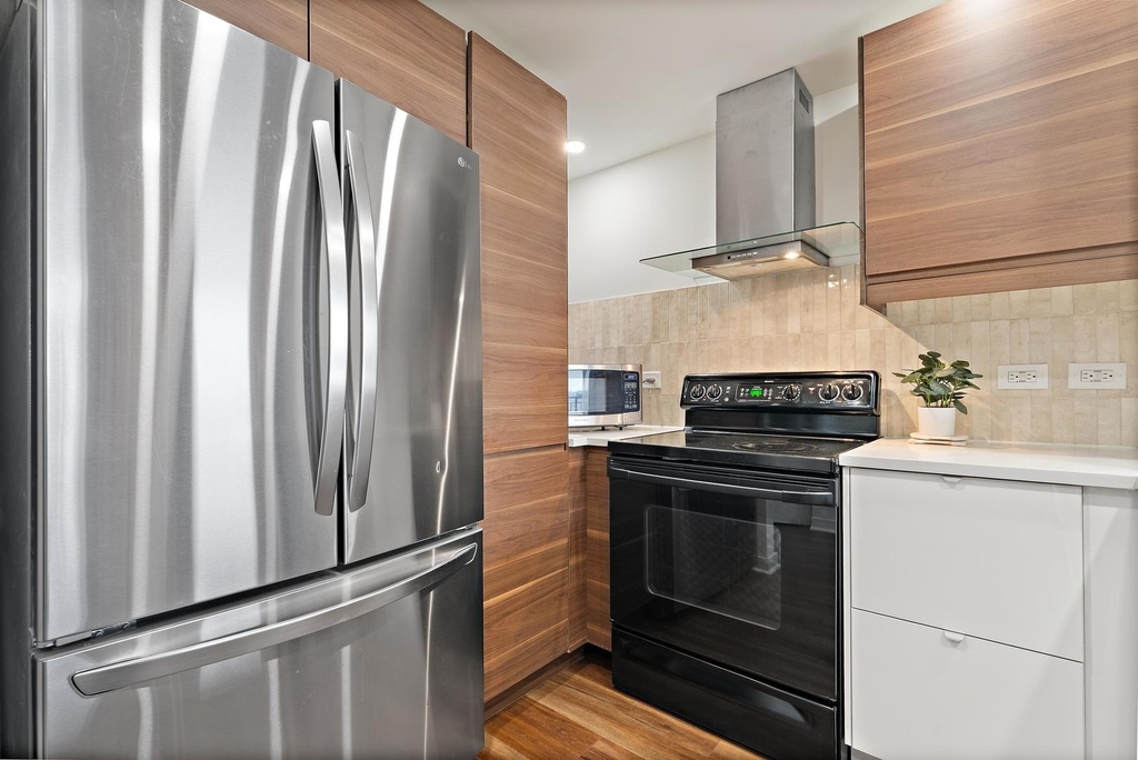 61 W 15th Street - Photo 7