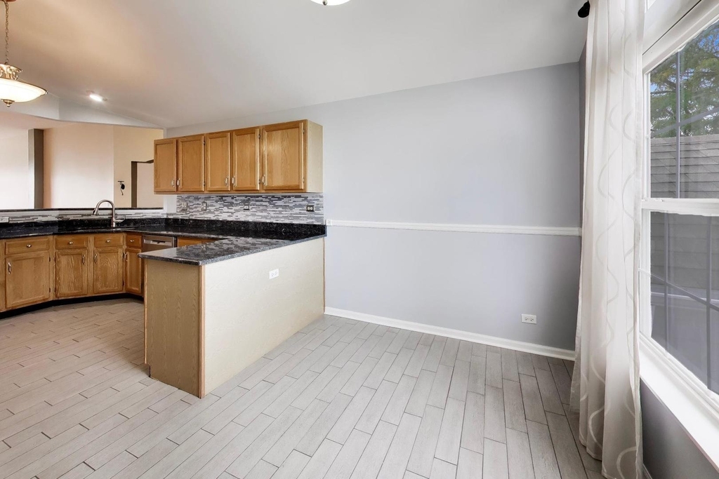 939 Charlela Lane - Photo 9