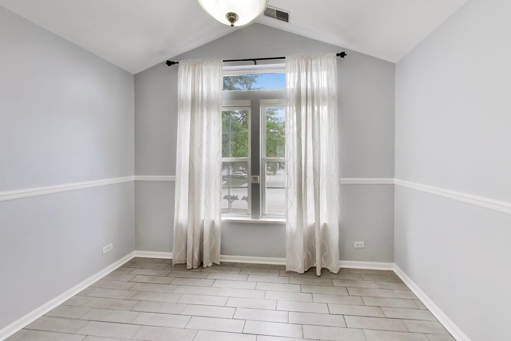 939 Charlela Lane - Photo 8